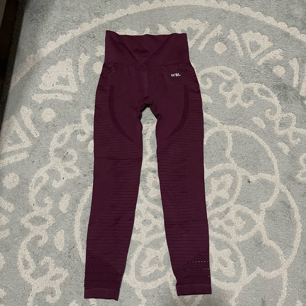 Aybl maroon leggings